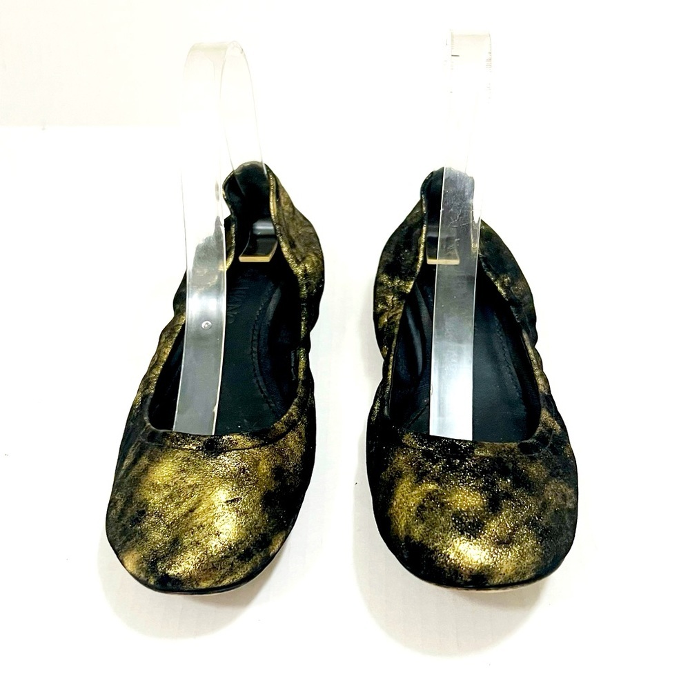 VERA WANG black / gold leather ballet flats shoes Size 8/5 M